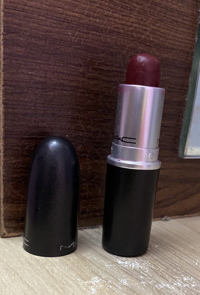 MAC Diva Matte Lipstick Swatches - Fashion's Fever