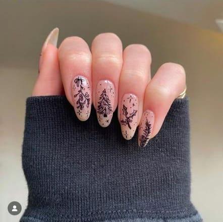 simple christmas nails
