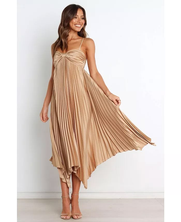 pleated-dress-spring-summer-wedding-guest-dresses
